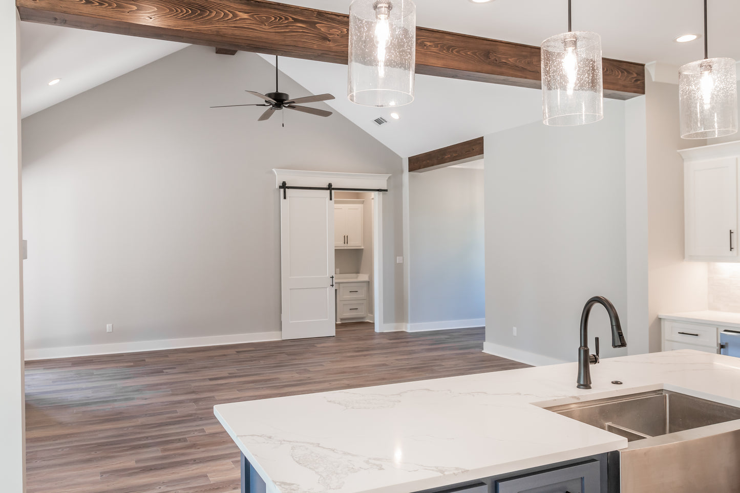 HPZ-26004 Donna Farmhouse Plan