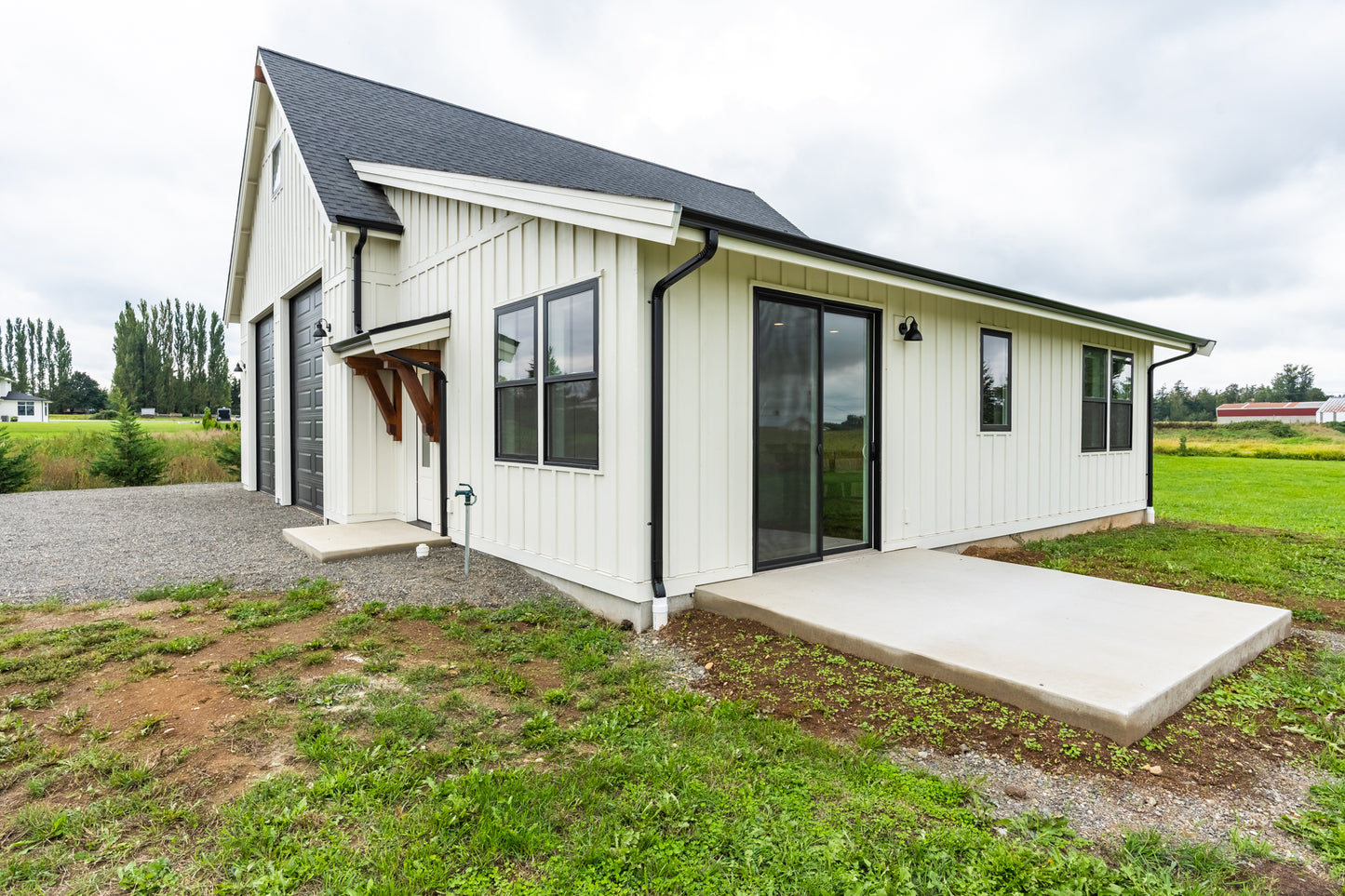 JRW-10002 Amerie Barndominium House Plan