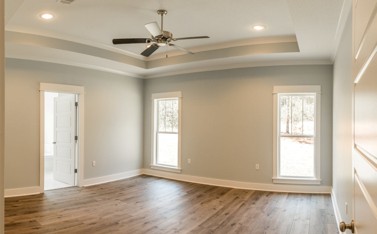 HPZ-26016 Sullivan Farmhouse Plan