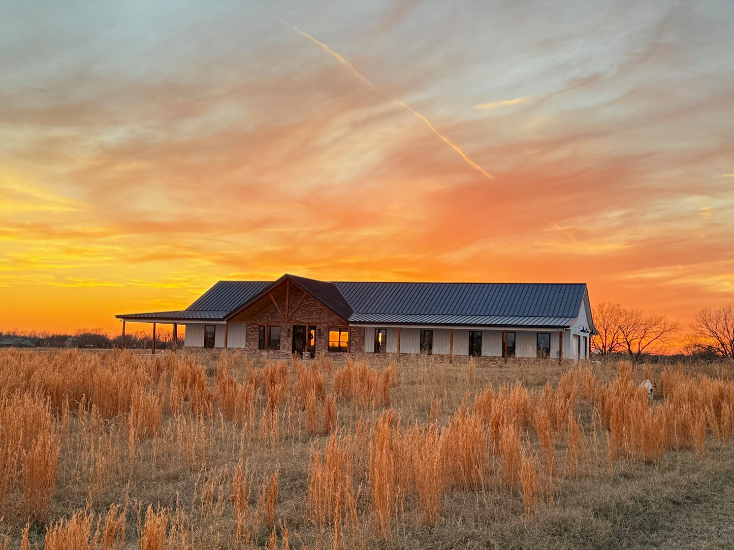 LP-2802 Marcus Barndominium House Plans